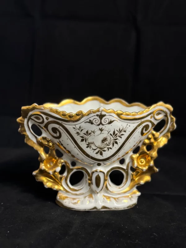 Coupe de la Mariée en Porcelaine Ajourée